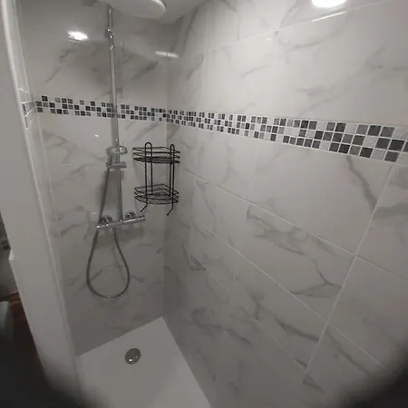 Résidence Le Miroir De La - Vue De 20m2 à Appartement Saint Aygulf