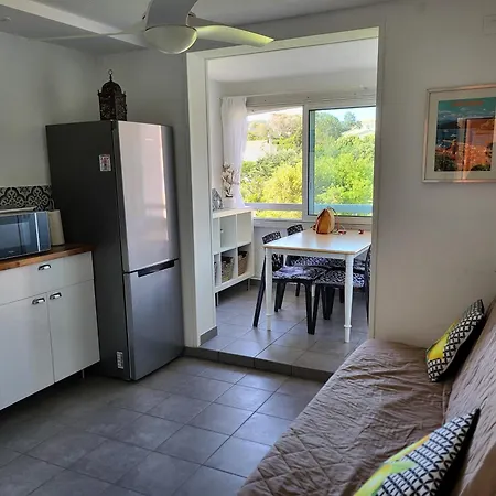 Résidence Le Miroir De La - Vue De 20m2 à