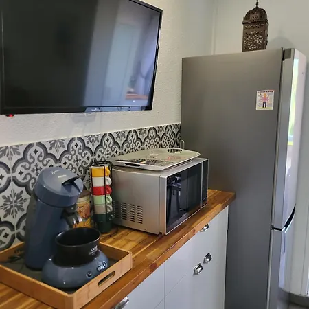 Résidence Le Miroir De La - Vue De 20m2 à Appartement *