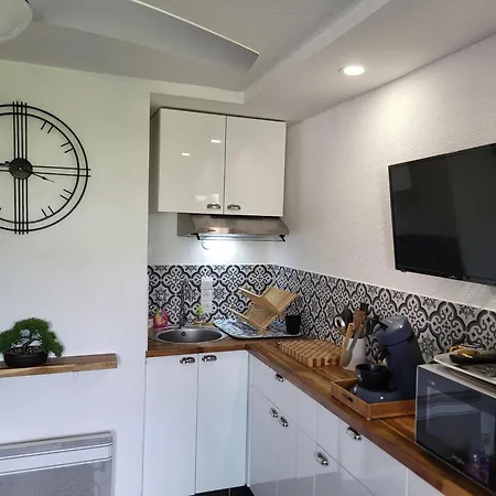 Appartement Résidence Le Miroir De La - Vue De 20m2 à Saint Aygulf